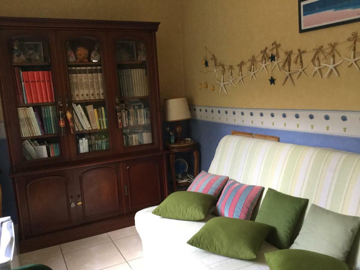 Chambre Et Piece Confort La Possession Exterior foto